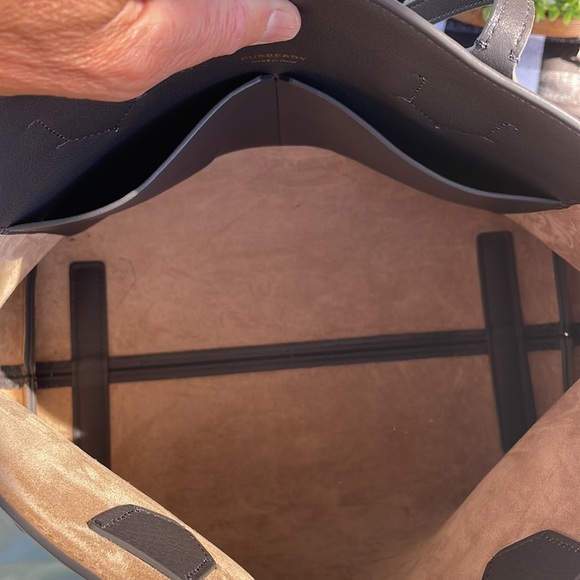 BURBERRY CAPSULE ANTHRACITE TOTE - Picture 11 of 13